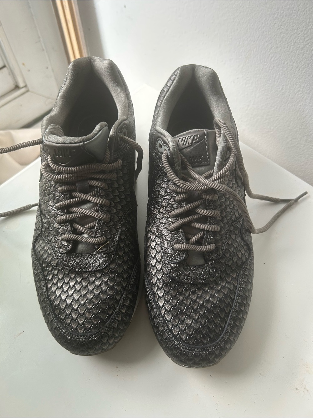Nike Women’s Snakeskin  Charcoal Textured Sneaker
